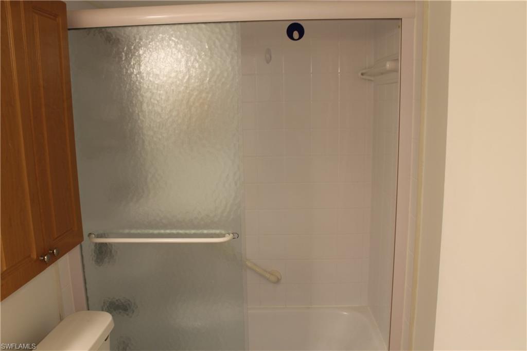 SEVEN LAKES - Residential