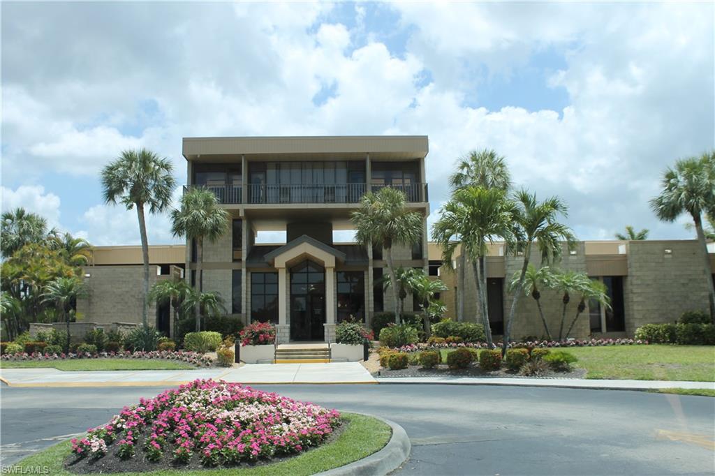 SEVEN LAKES - Residential