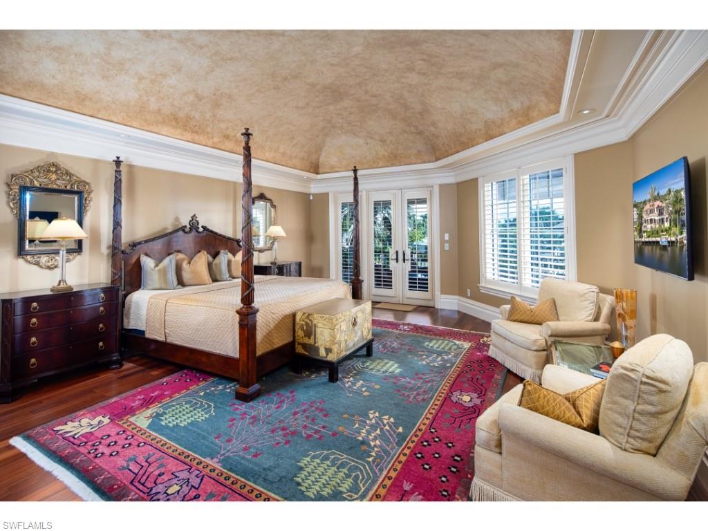 AQUALANE SHORES - Residential