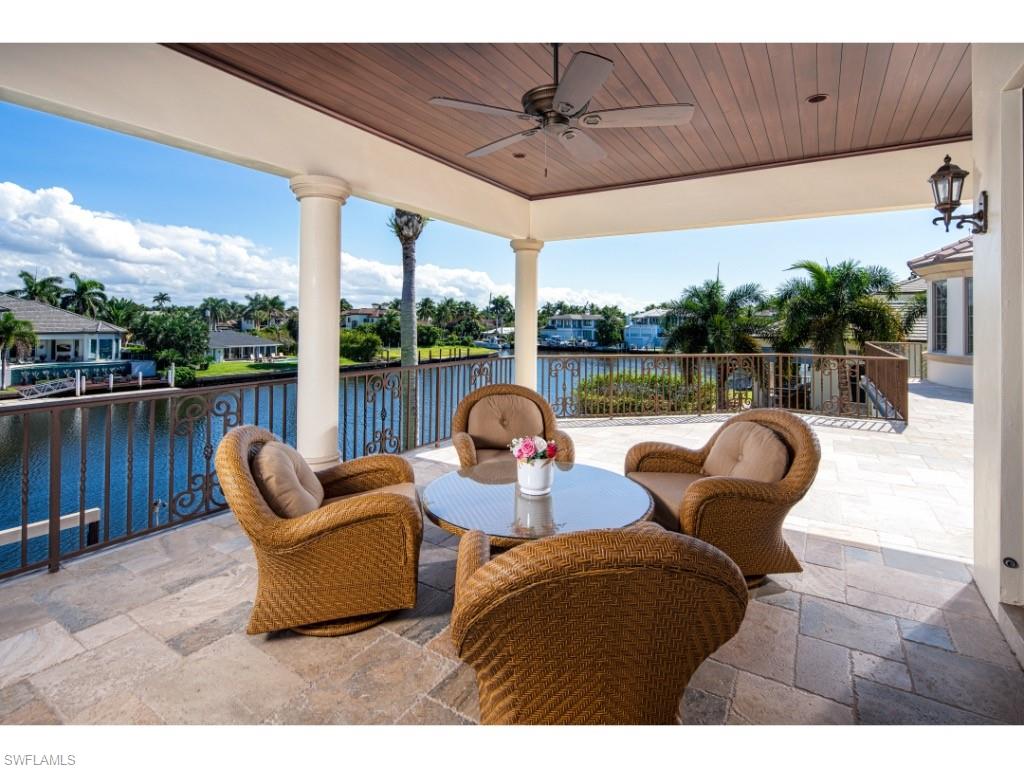 AQUALANE SHORES - Residential