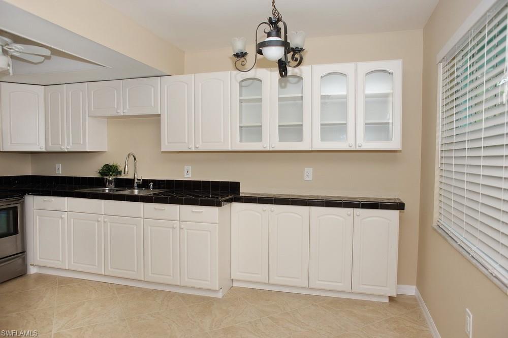 NAPLES PARK - Residential