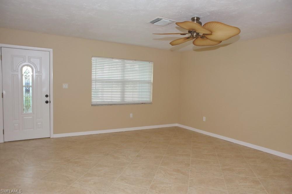 NAPLES PARK - Residential