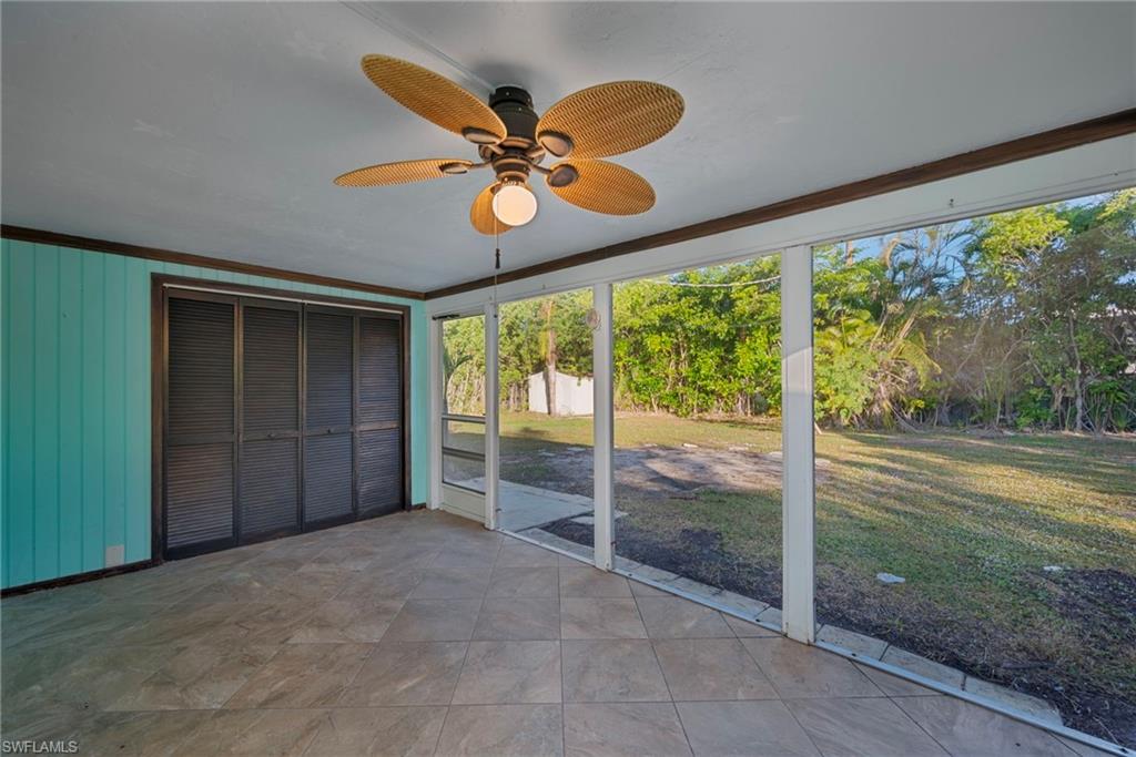 NAPLES PARK - Residential