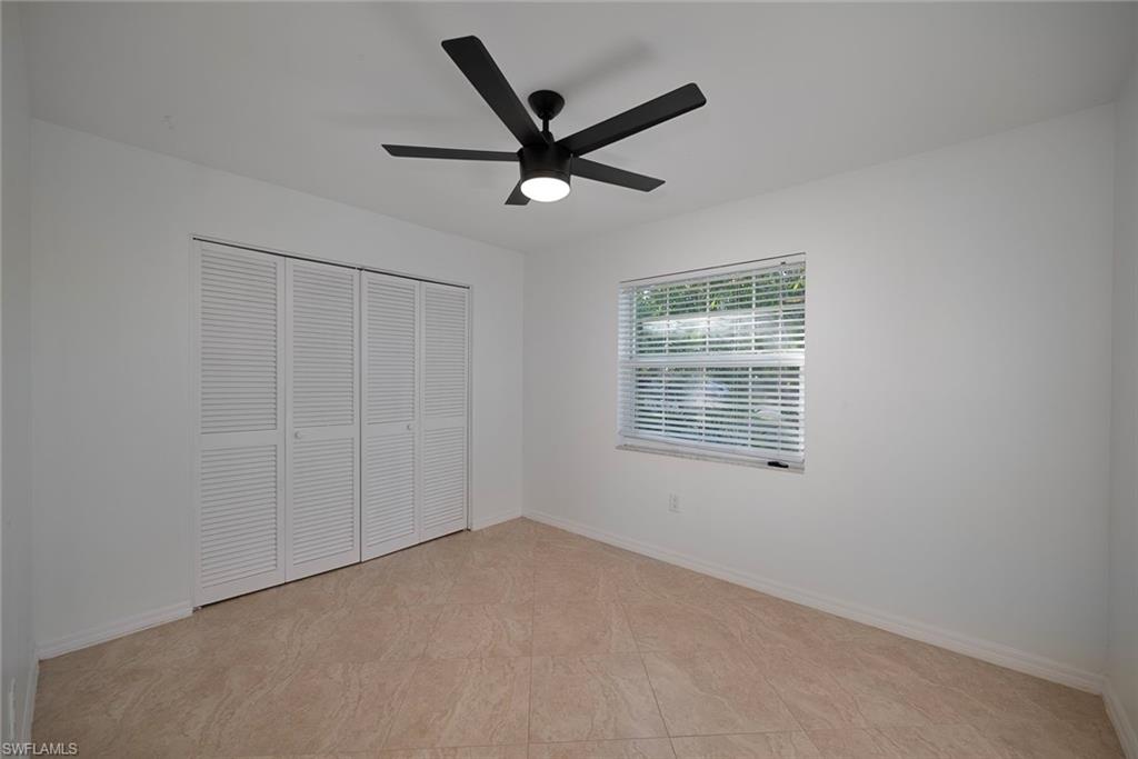 NAPLES PARK - Residential