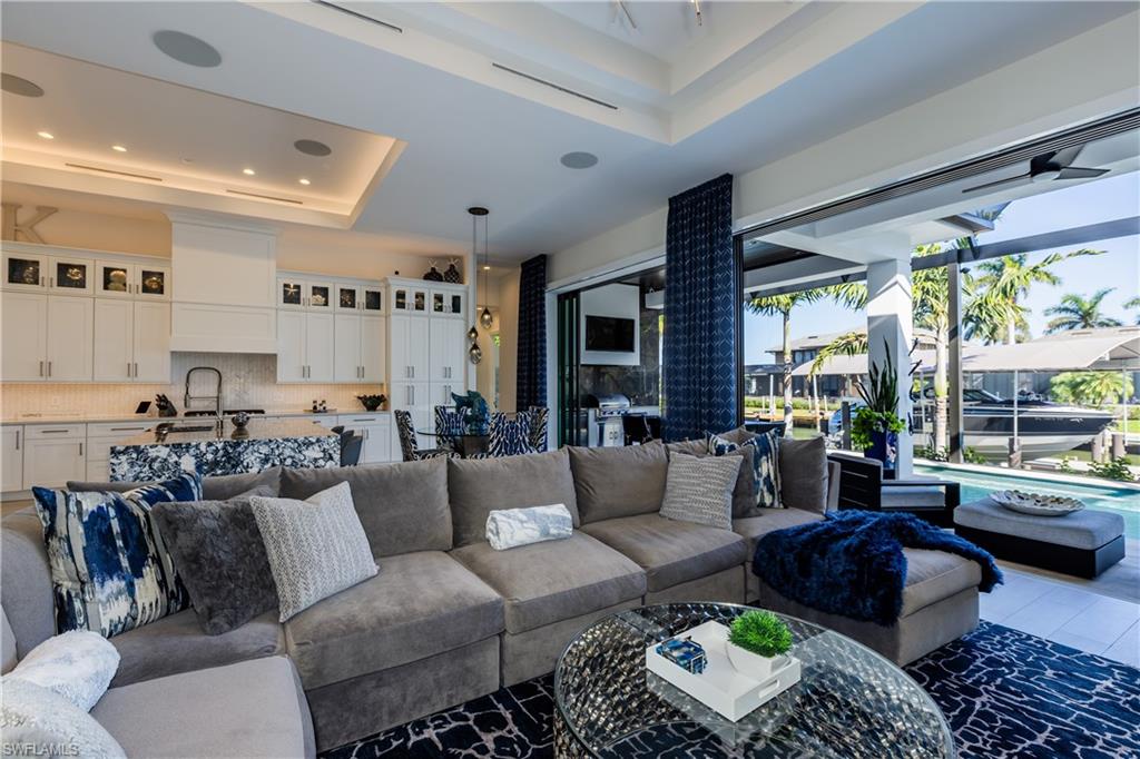 MARCO ISLAND - Residential