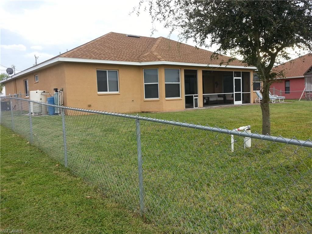 CAPE CORAL - Residential