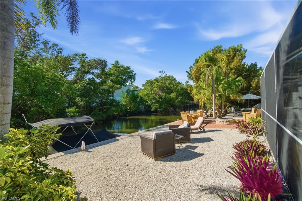 IMPERIAL SHORES - Residential