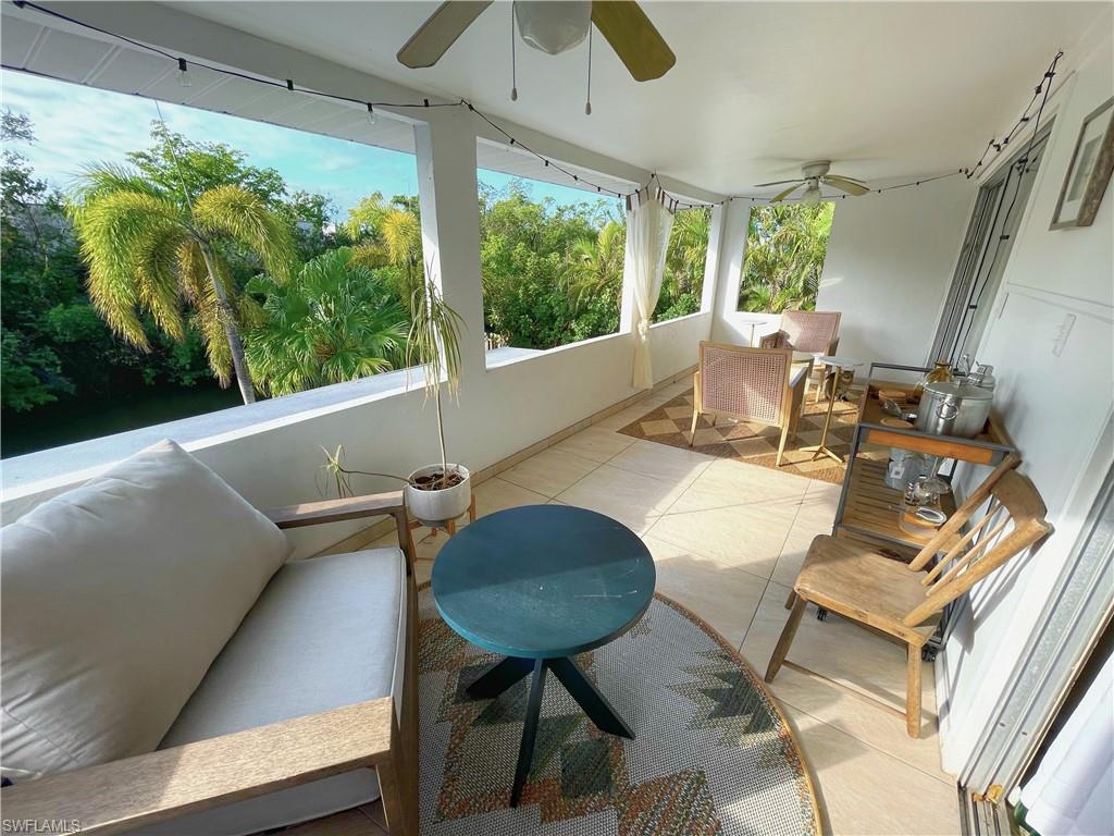 IMPERIAL SHORES - Residential