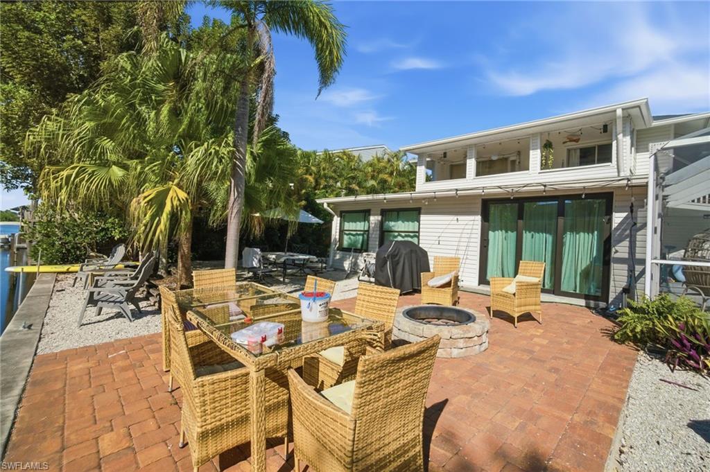 IMPERIAL SHORES - Residential