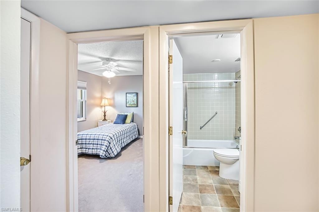 SEVEN LAKES - Residential