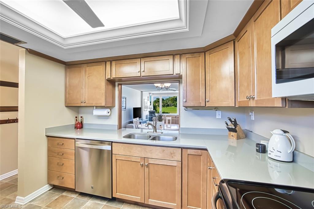 SEVEN LAKES - Residential