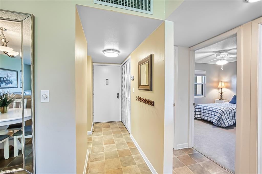 SEVEN LAKES - Residential