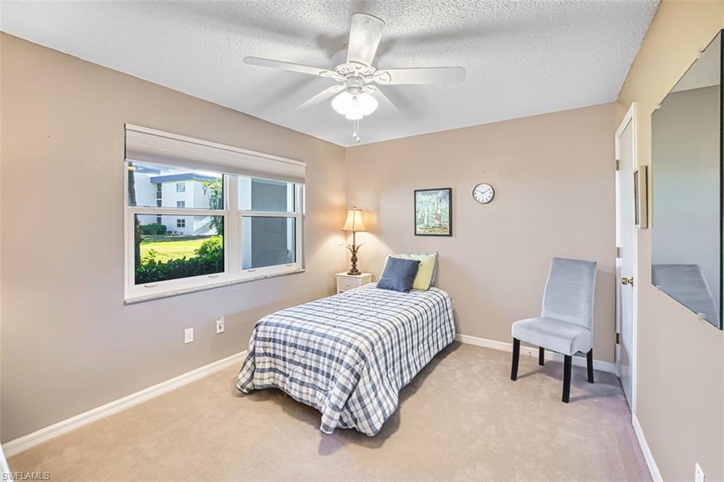 SEVEN LAKES - Residential