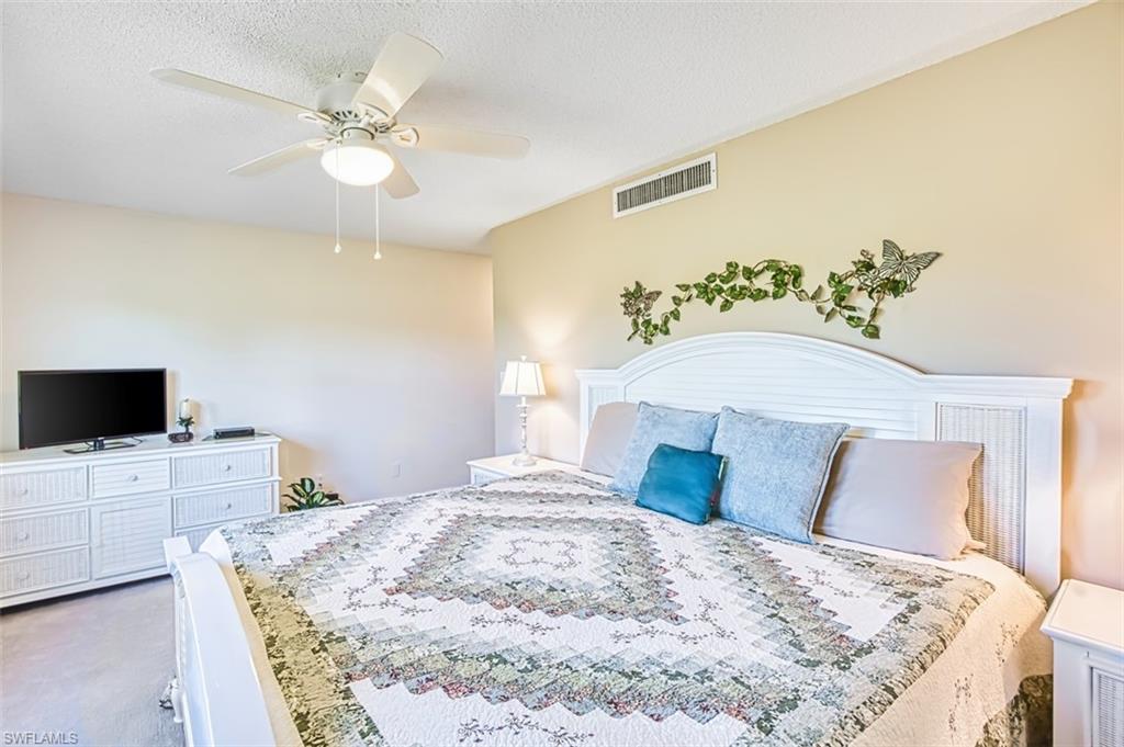 SEVEN LAKES - Residential