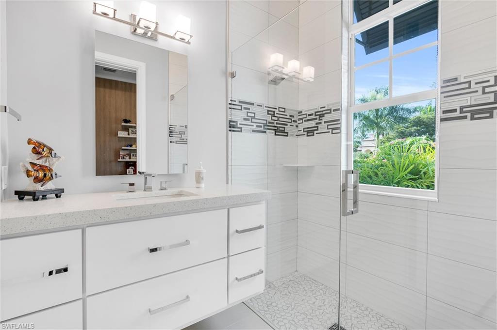 PINE RIDGE - Residential