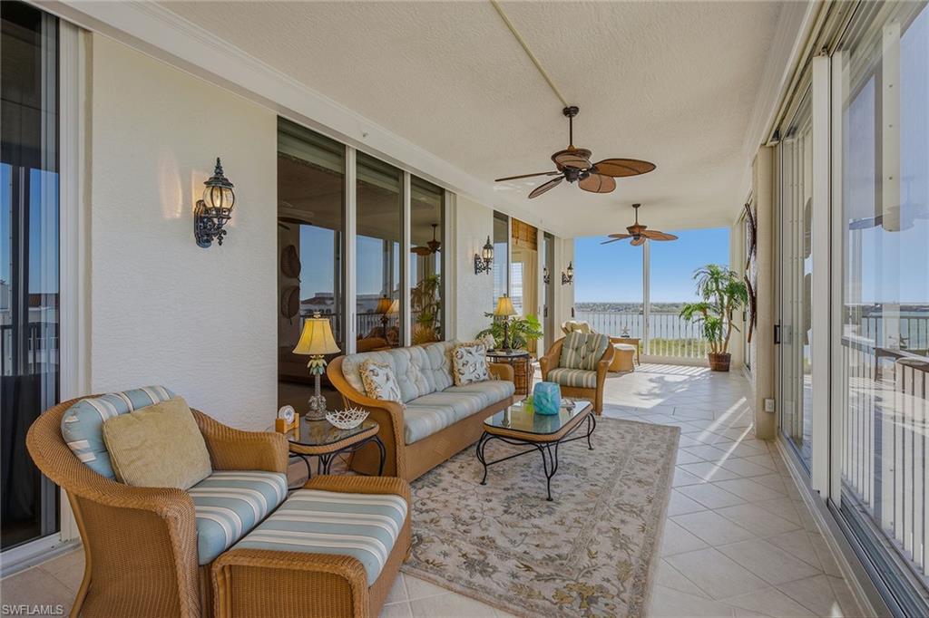 ROYAL MARCO POINT - Residential