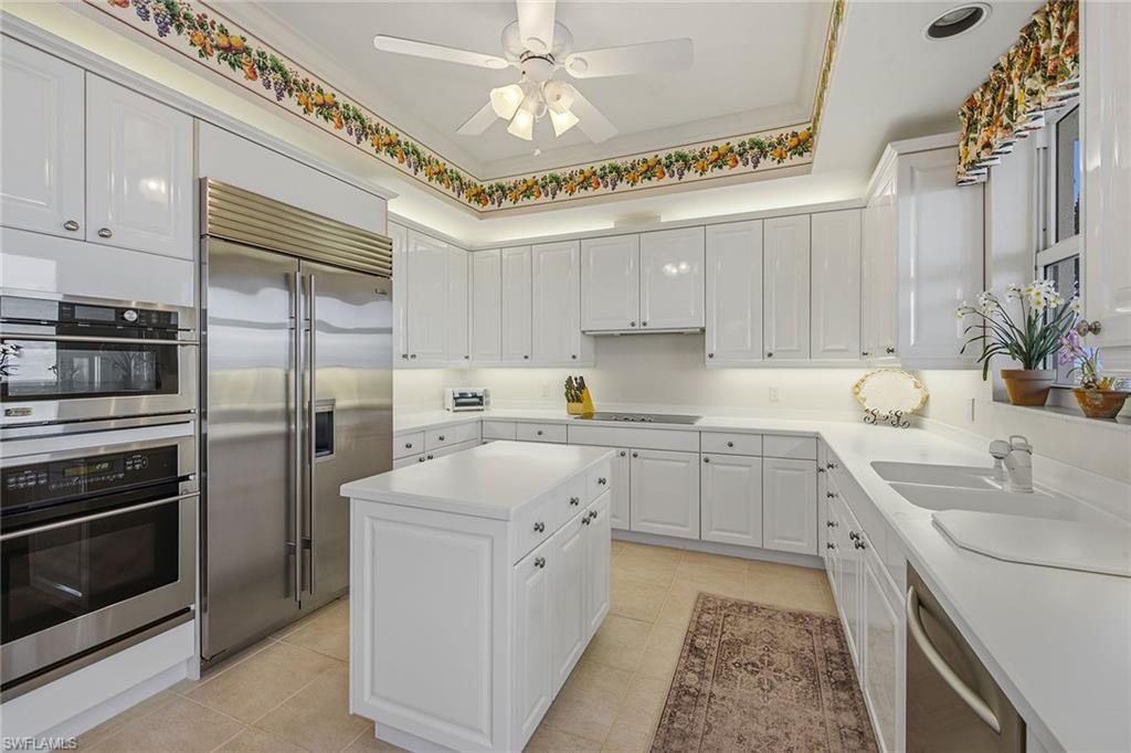 ROYAL MARCO POINT - Residential