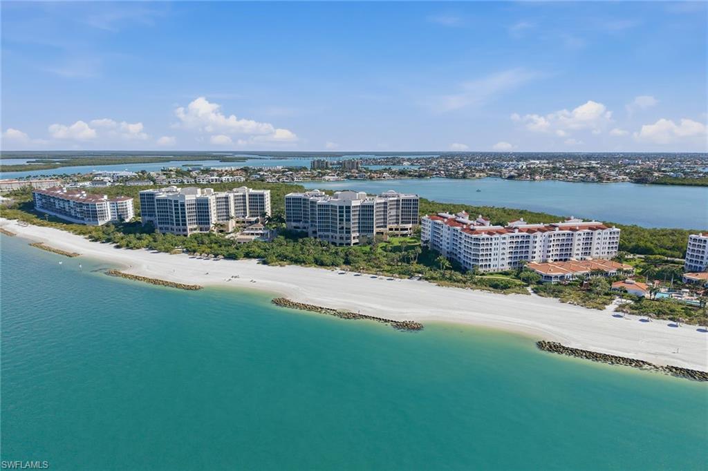 ROYAL MARCO POINT - Residential