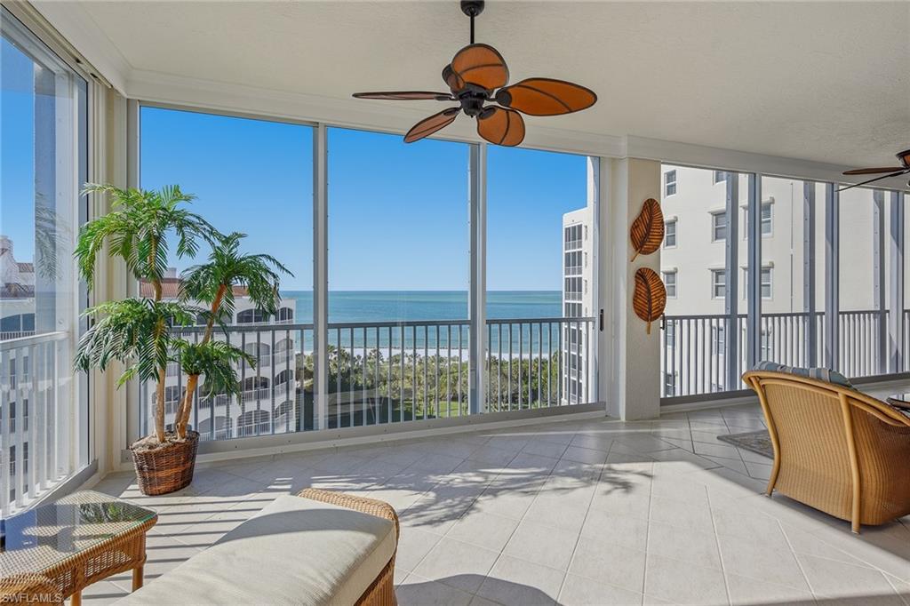 ROYAL MARCO POINT - Residential