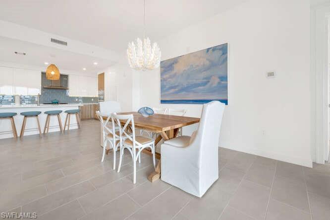 ELEVEN ELEVEN CENTRAL - Residential