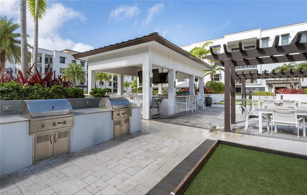 ELEVEN ELEVEN CENTRAL - Residential