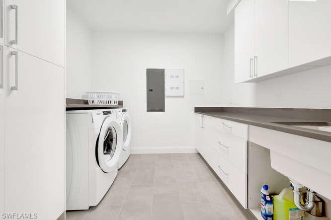 ELEVEN ELEVEN CENTRAL - Residential