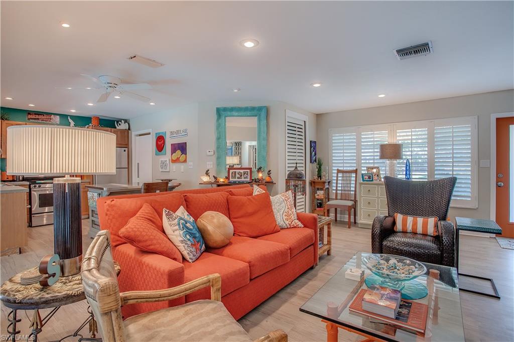 SORRENTO GARDENS - Residential