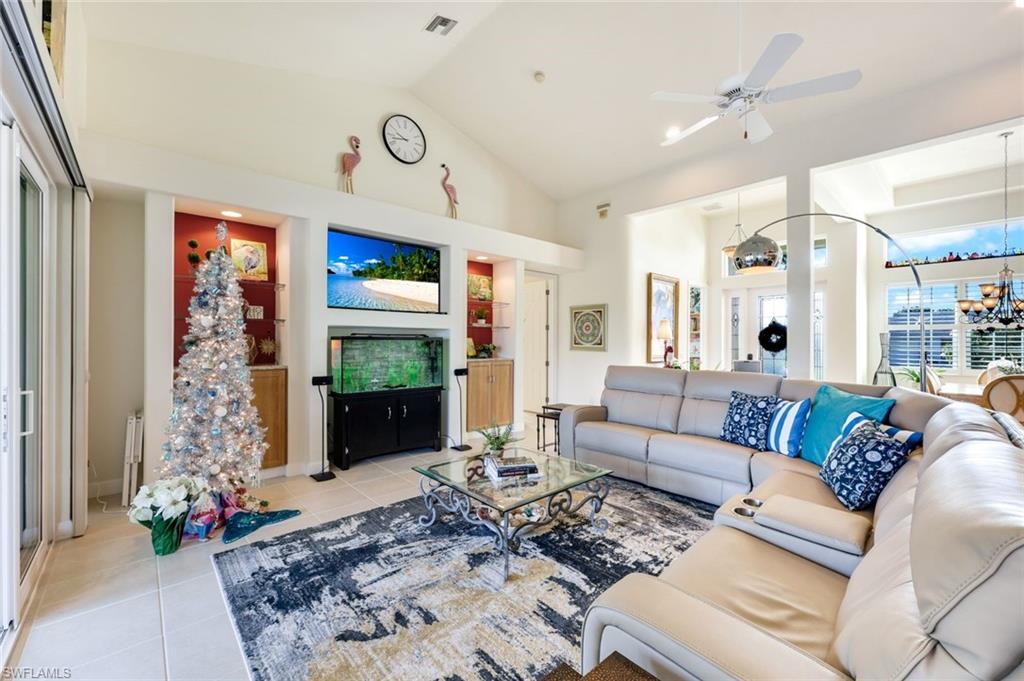 SPANISH WELLS - Residential