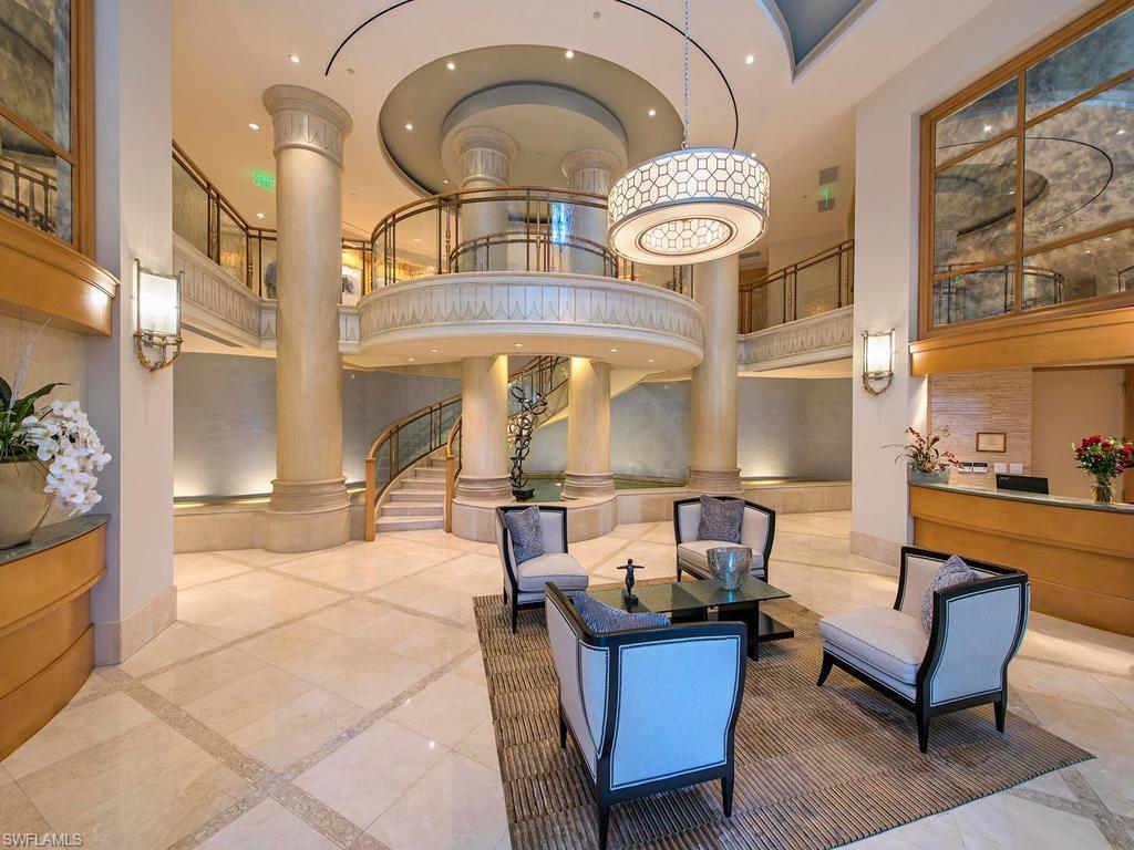 ESTANCIA - Residential