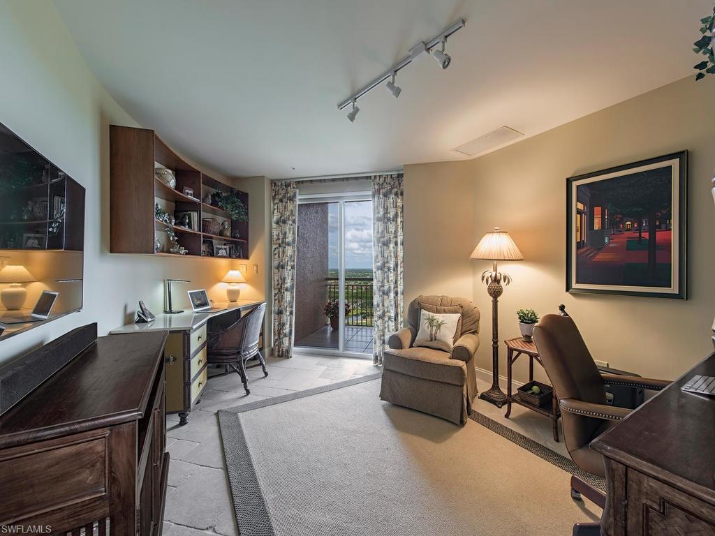 ESTANCIA - Residential