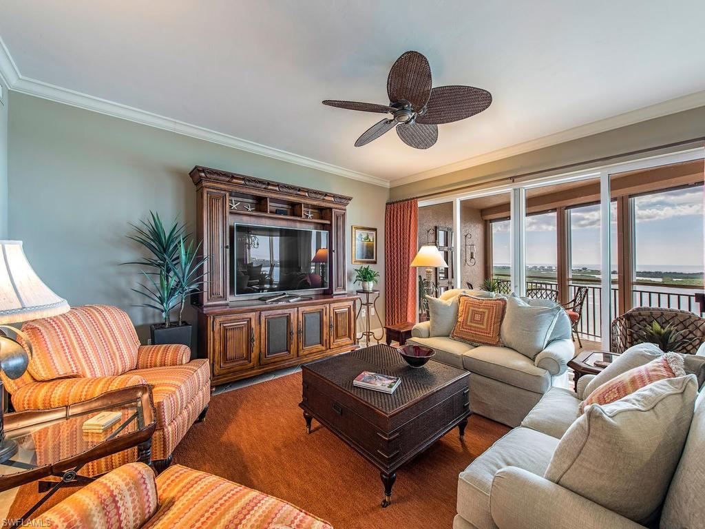 ESTANCIA - Residential