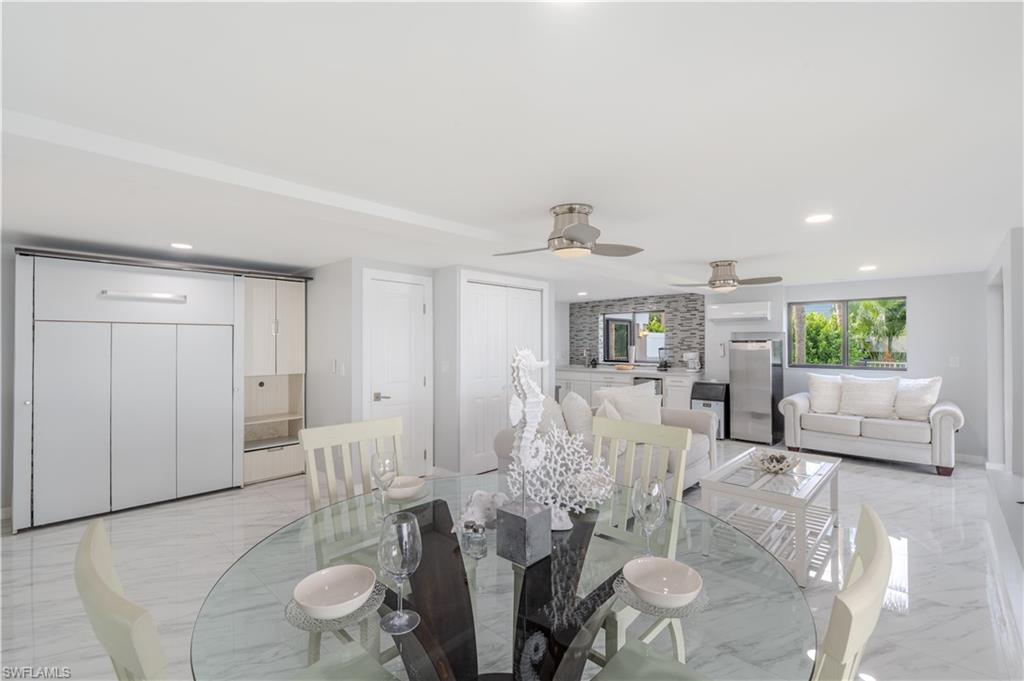 HYDE PARK - Residential