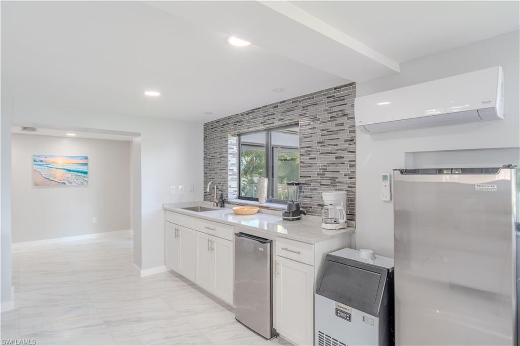 HYDE PARK - Residential