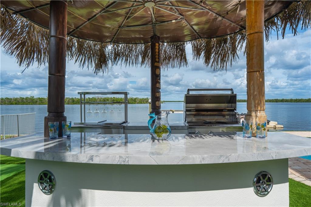 HYDE PARK - Residential