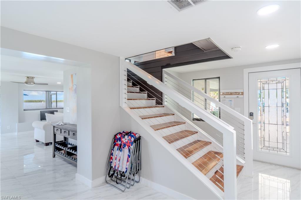 HYDE PARK - Residential