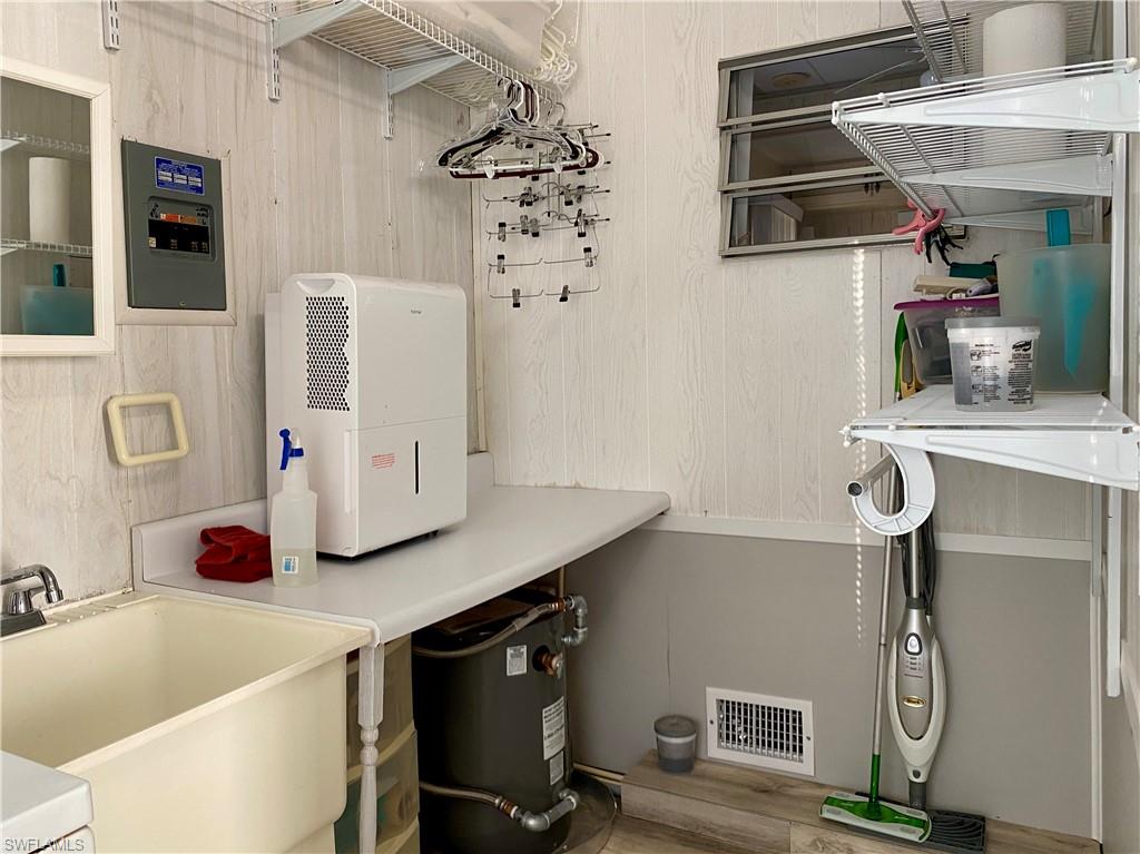 ENCHANTING SHORES - Residential