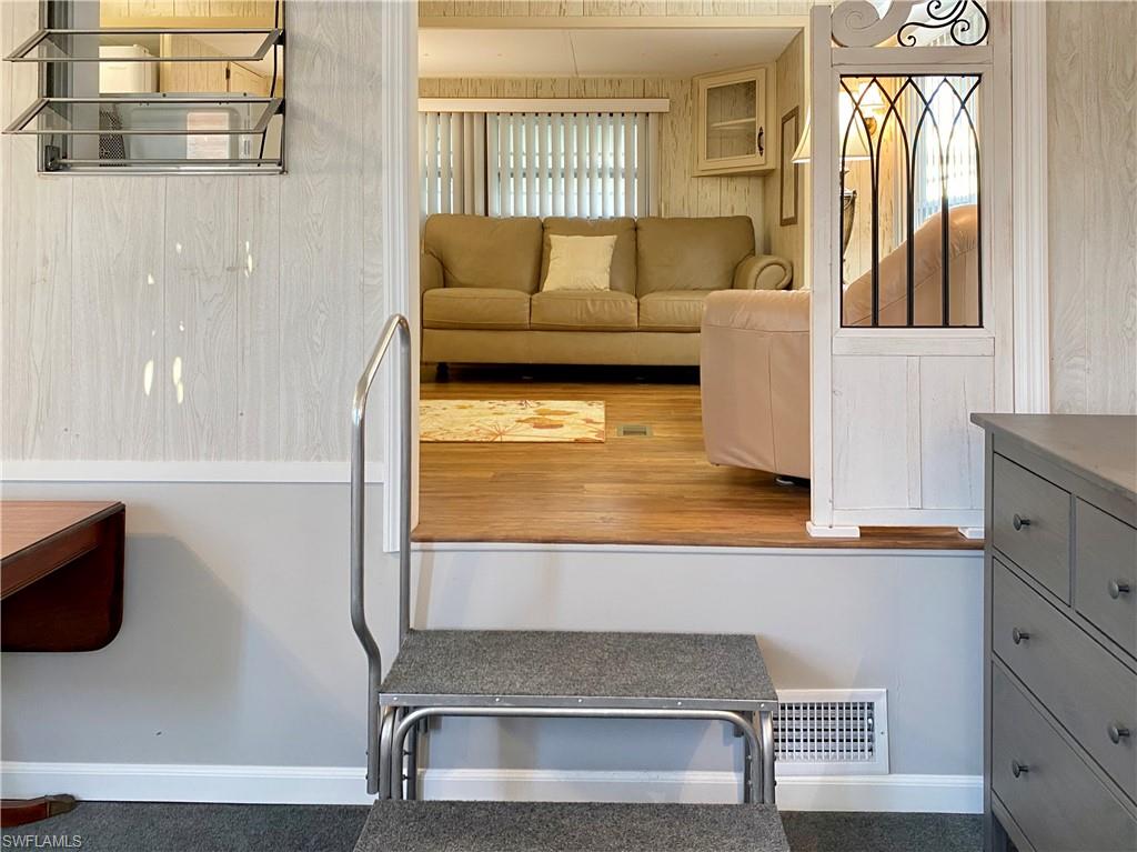 ENCHANTING SHORES - Residential