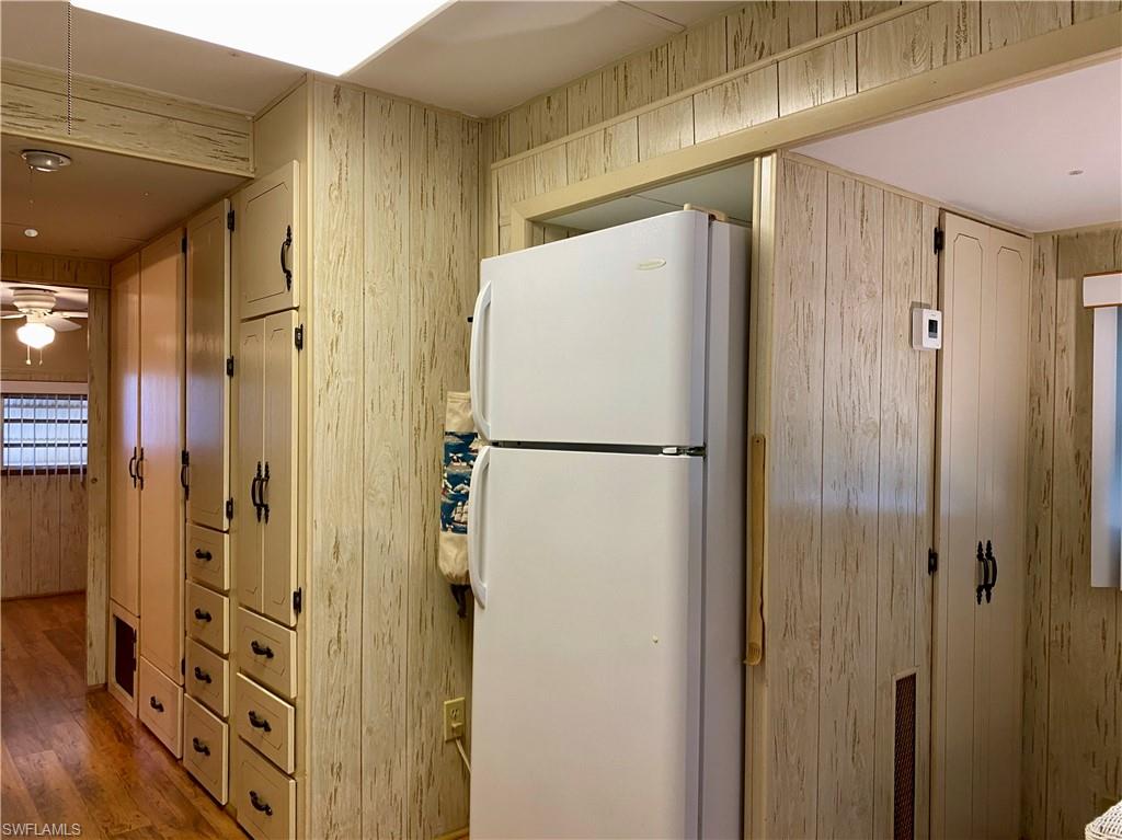 ENCHANTING SHORES - Residential