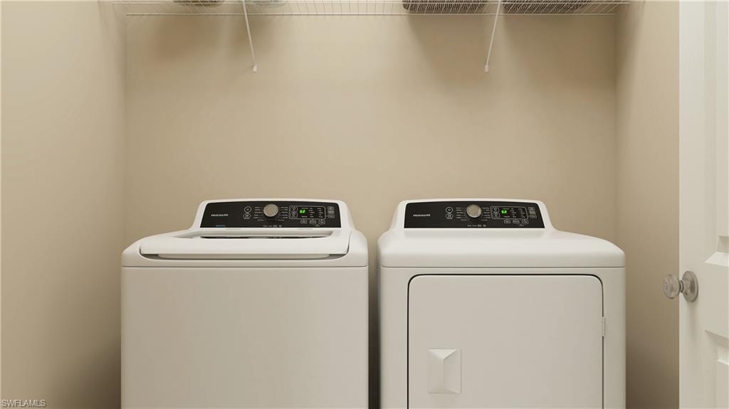 SAVANNA LAKES - Residential