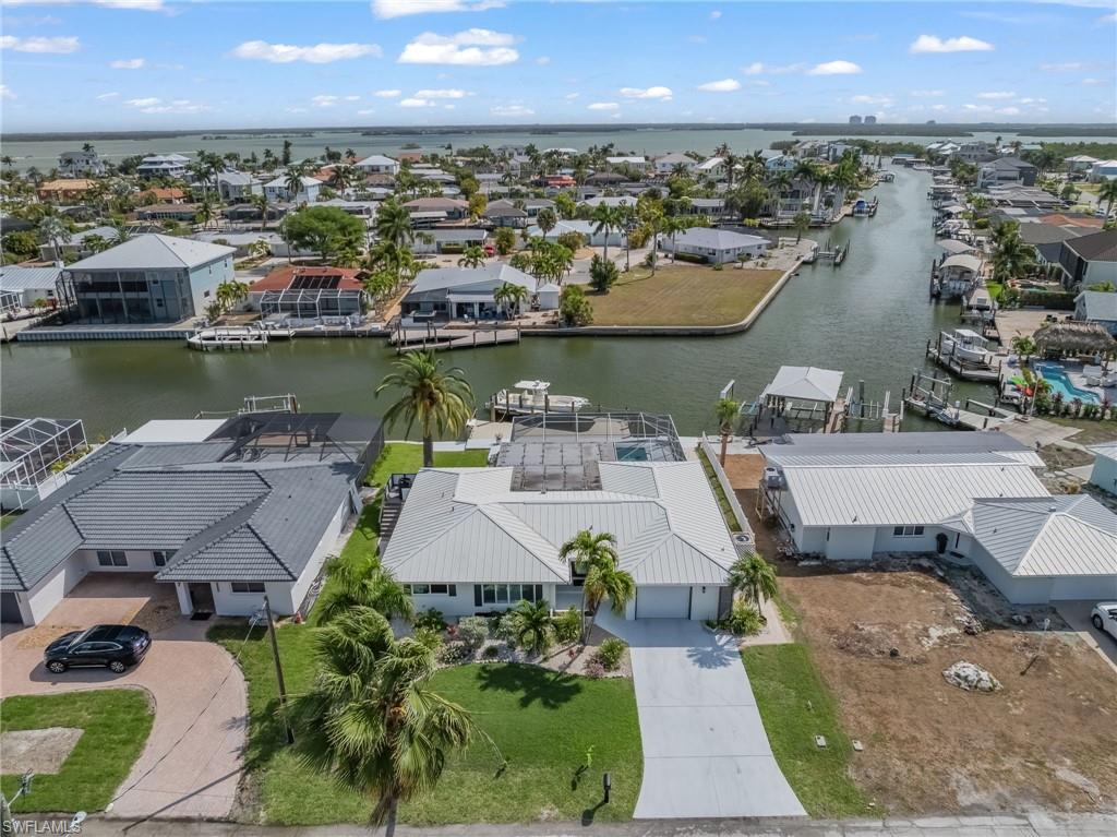 FAIRVIEW ISLES - Residential