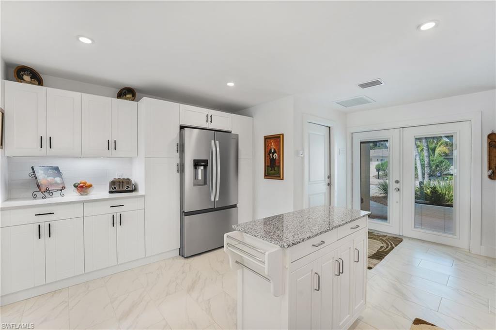 FAIRVIEW ISLES - Residential