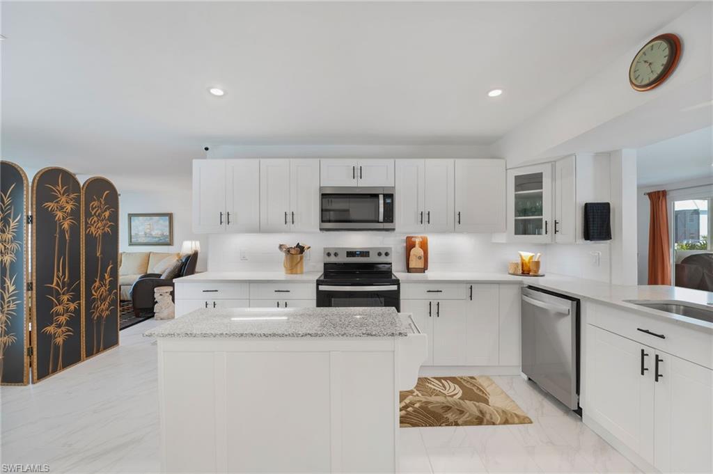 FAIRVIEW ISLES - Residential