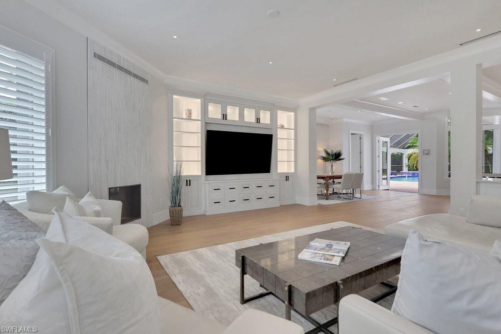 WATERFORD AT PELICAN BAY - Residential