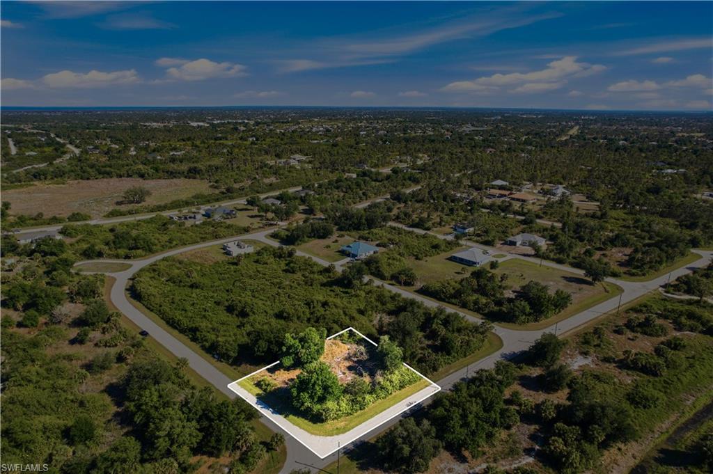 PORT CHARLOTTE - Land