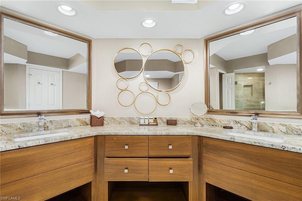 GULLWING BEACH RESORT - Residential