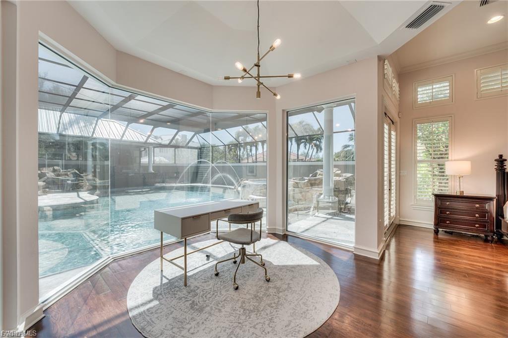 ST. CHARLES HARBOUR - Residential