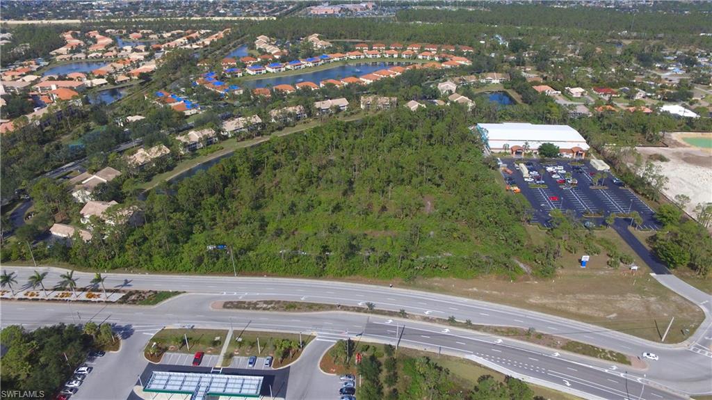 ACREAGE - Commercial Sale