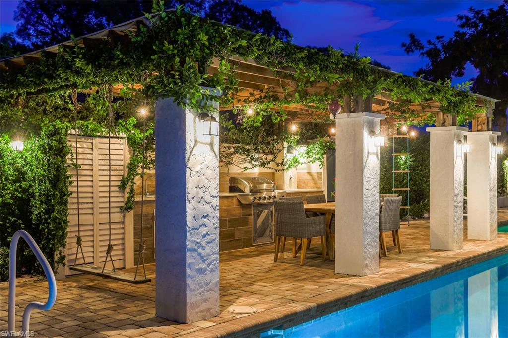 WHISKEY CREEK - Residential