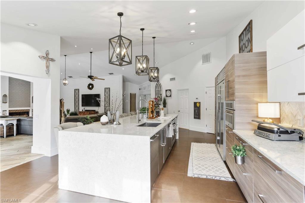 WHISKEY CREEK - Residential