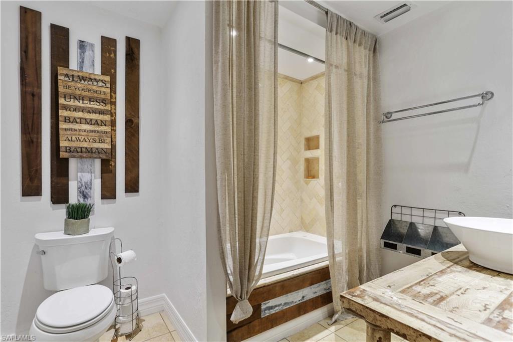 WHISKEY CREEK - Residential